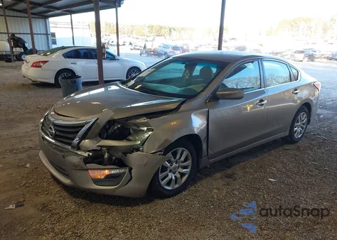 2013 Nissan Altima 2.5 S z USA, uszkodzony, nr VIN 1N4AL3AP5DC176156